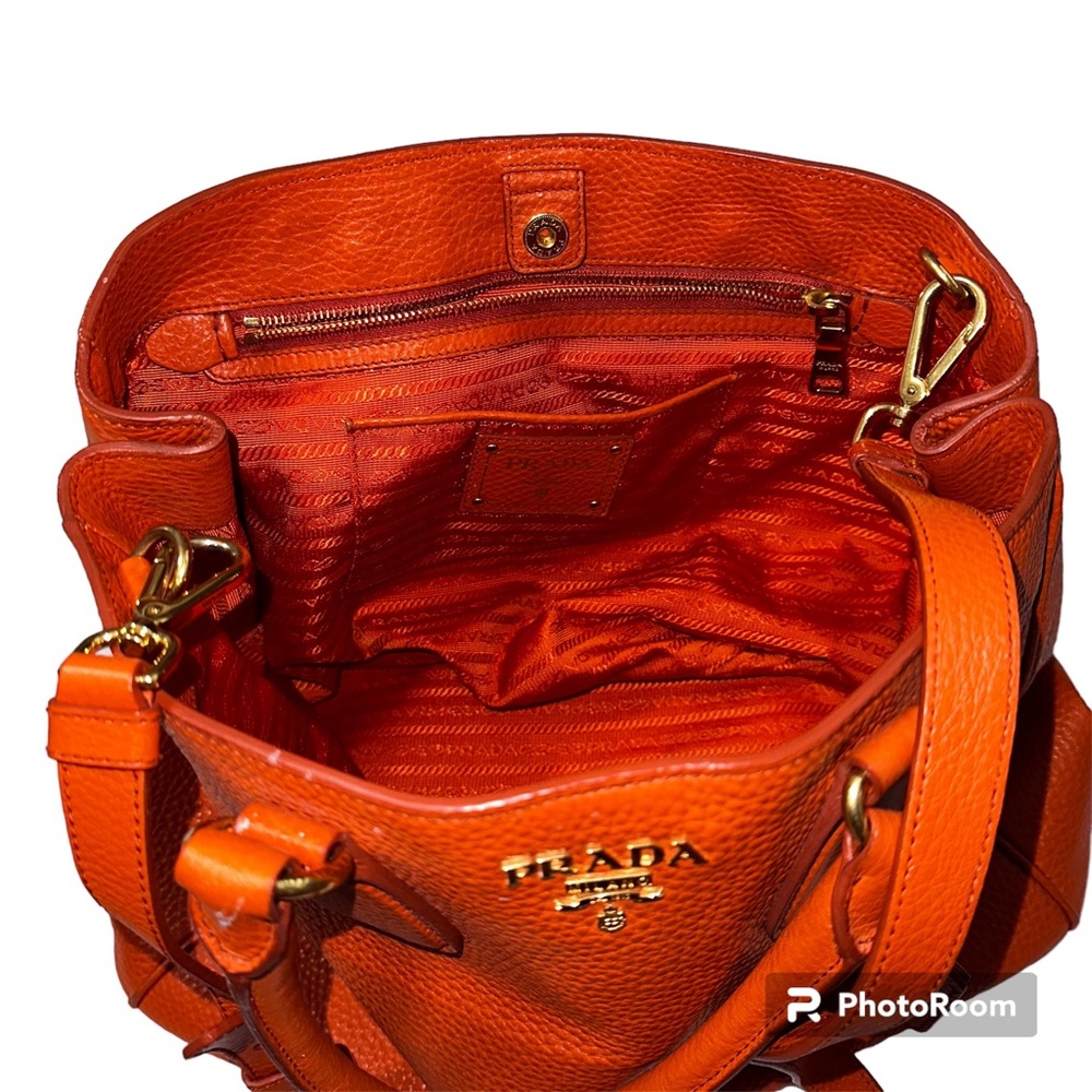 AUTHENTIC pre-owned PRADA crossbody bag with strap - Papaya color